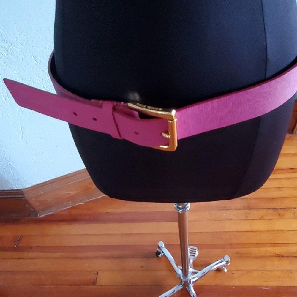 Micheal Micheal Kors belt